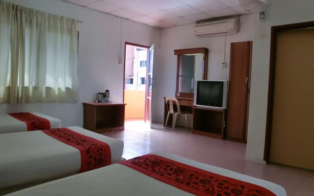 KT Beach Resort - photo 2