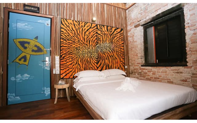 The Happy 8 Retreat @ Old Town - photo 2