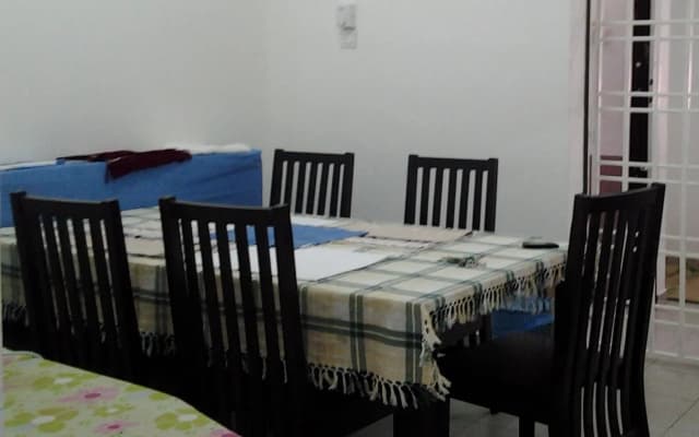 Zenith Guest House @ Palm Court - photo 4